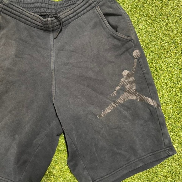 Jordan Jumpman Fleece Shorts (M) - Picture 2 of 4